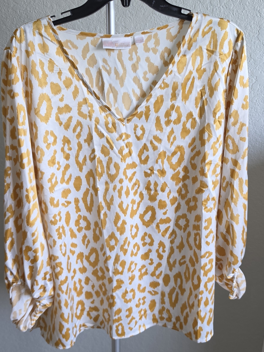 Belle Kim Gravel Womens Yellow Leopard V-Neck Blouse